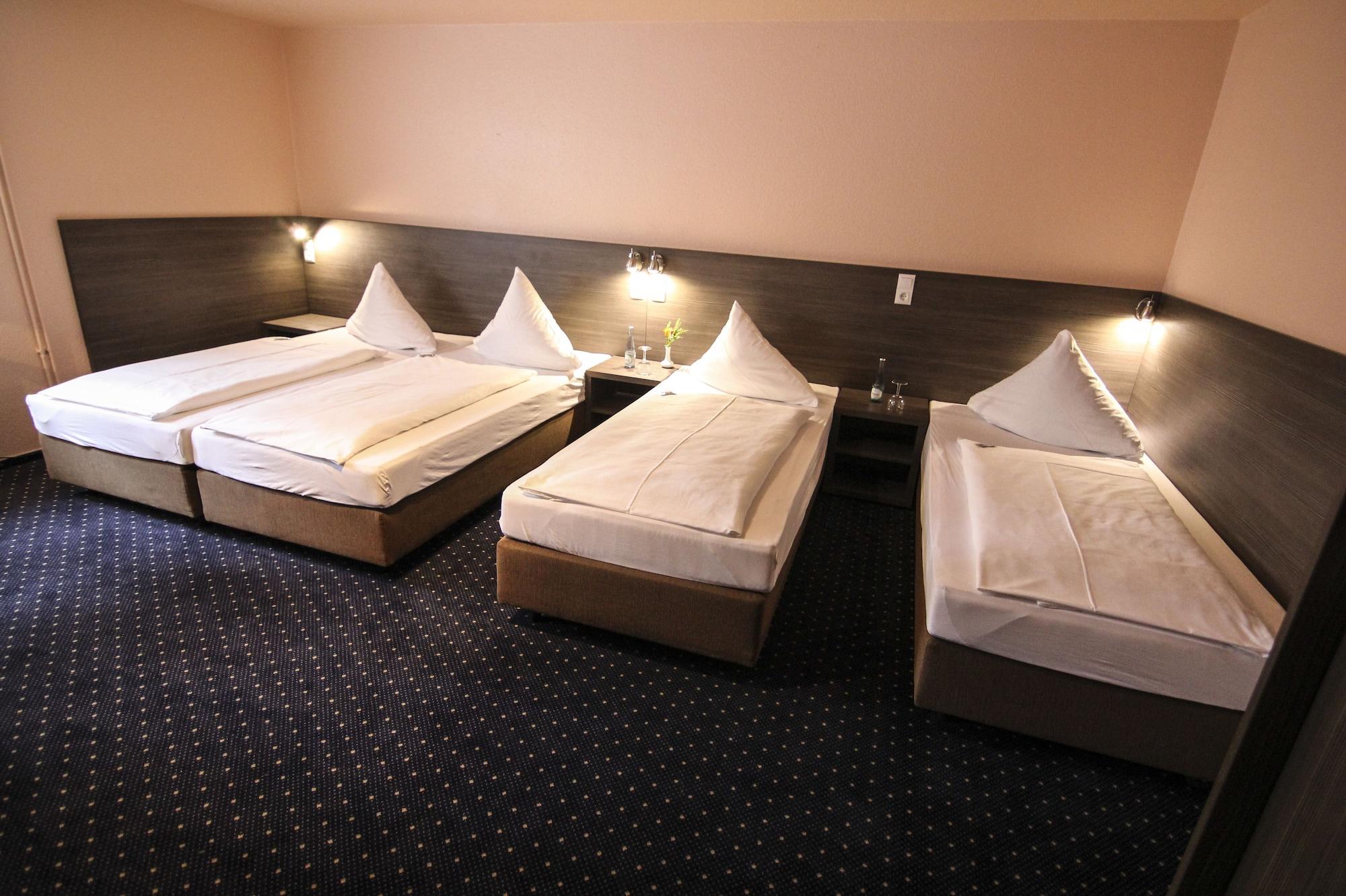 Hotel Marienthal Garni Hamburg Exterior photo