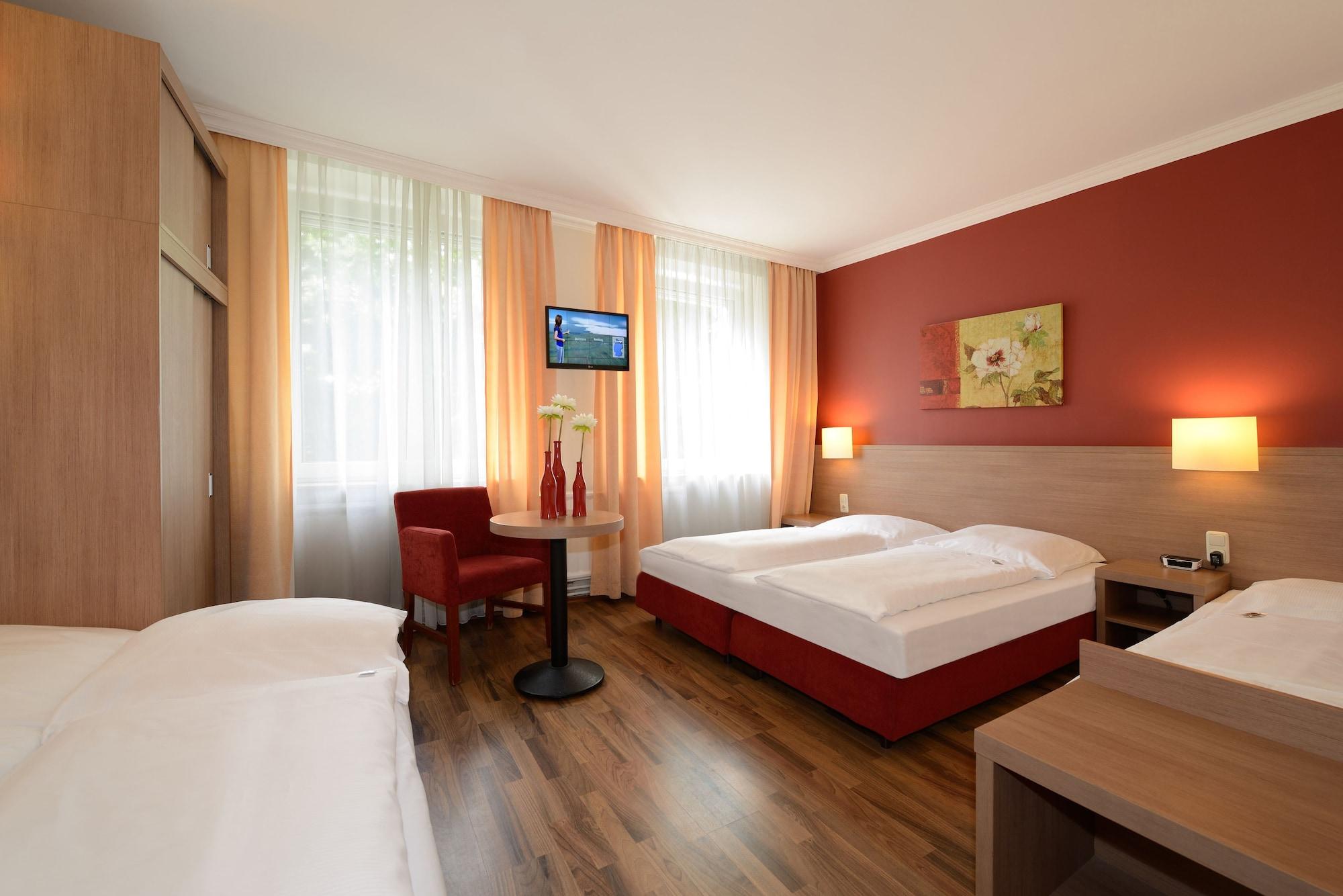 Hotel Marienthal Garni Hamburg Exterior photo