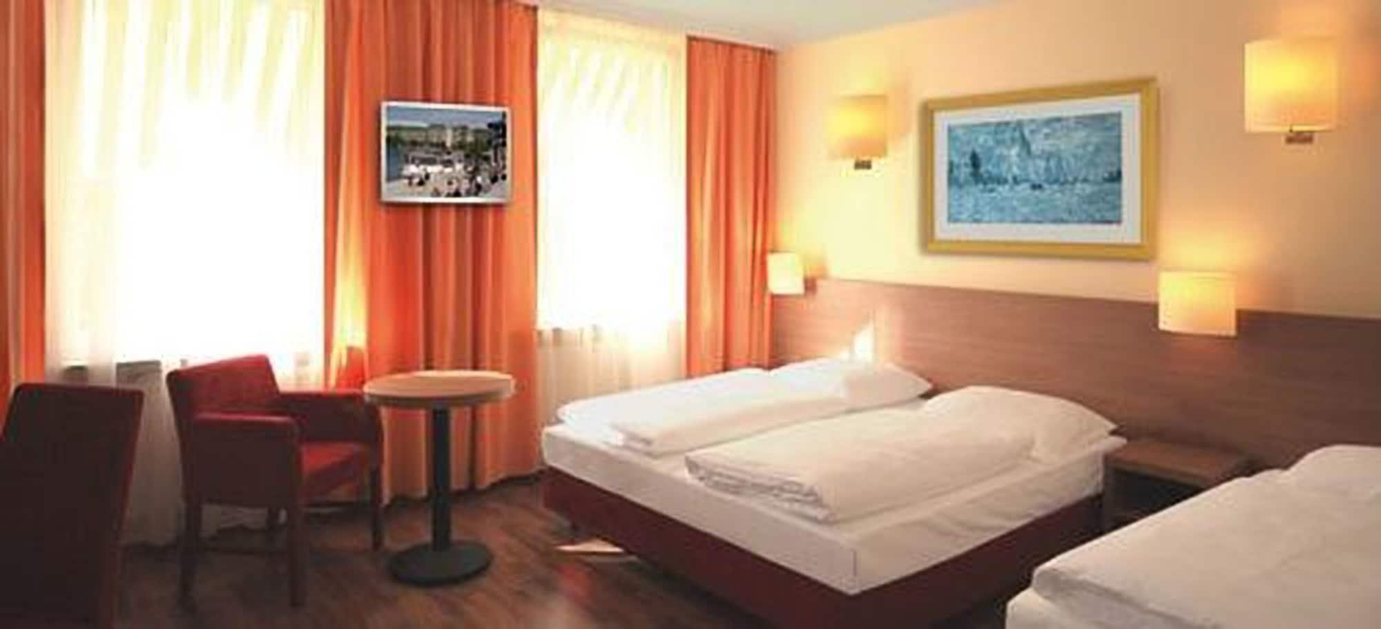 Hotel Marienthal Garni Hamburg Exterior photo