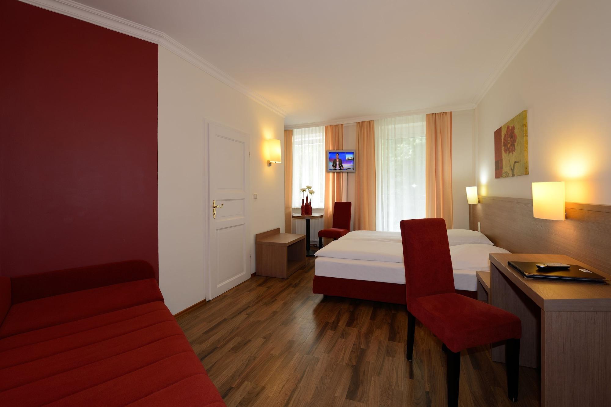 Hotel Marienthal Garni Hamburg Exterior photo